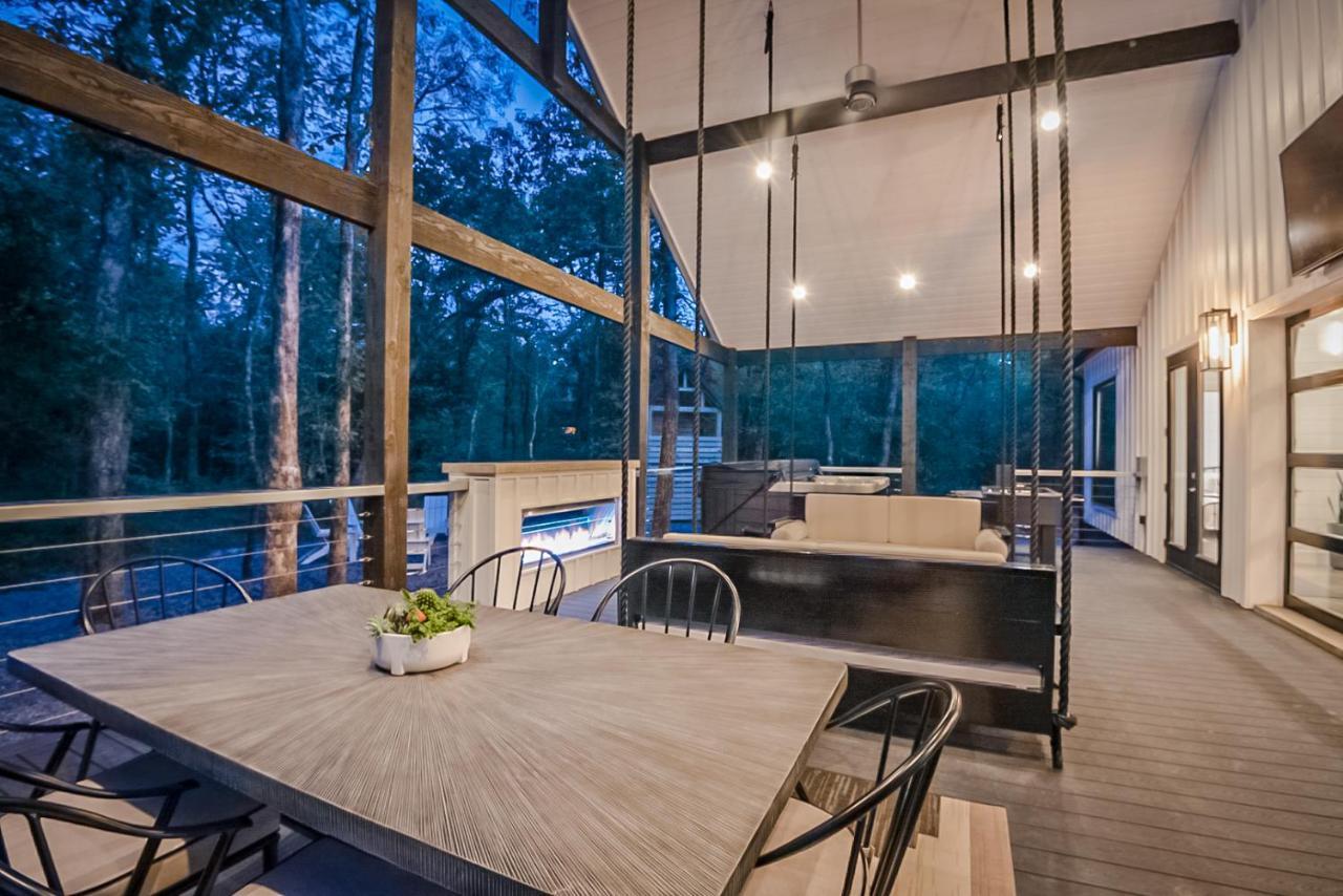 "The Barndo" 4Br Luxury Cabin, Hot Tub, Fire Pit, Bunks, Arcades, Playhouse! Брокен-Боу Экстерьер фото