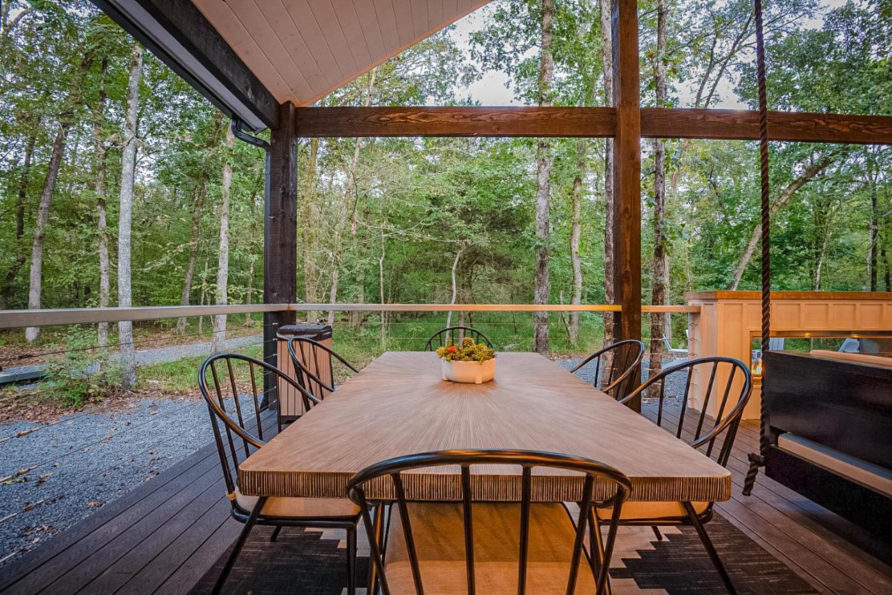 "The Barndo" 4Br Luxury Cabin, Hot Tub, Fire Pit, Bunks, Arcades, Playhouse! Брокен-Боу Экстерьер фото